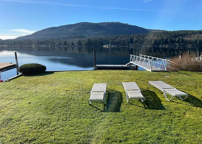 World Cup Stay-Lake Samish Getaway